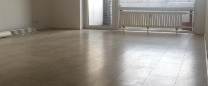 1 Zi.-Wohnung mit Balkon, EBK und Fahrstuhl - Foto 1