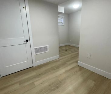 323 Huntsmill Boulevard #Bsmt #2 - Photo 3