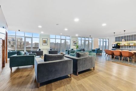 2 bedroom penthouse to rent - Photo 2