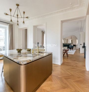 Appartement • Chaillot - Photo 1