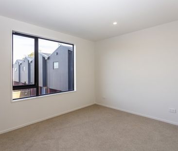 Brand new home in a great location! - Photo 3