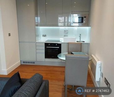 1 bedroom flat to rent - Photo 1