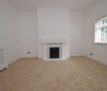 2 Bedroom Terraced House - Photo 3