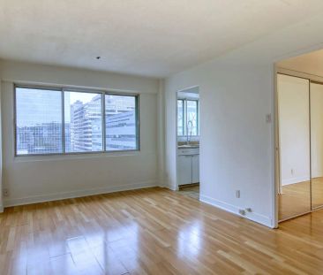 3455 Aylmer — 1 Bedroom - unit 1005 - Photo 4