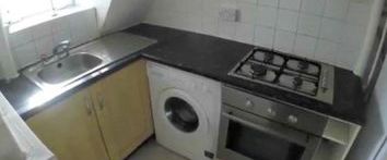 1 Bedrooms Flat to rent in Hockley House, Hackney E9 | £ 170 - Photo 1