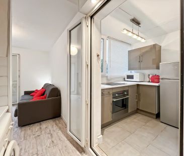 Location Appartement 1 pièce 17m² NICE 06000 - Photo 4