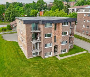 GRAND 3½INTERNET-CHAUFFAGE-EAU CHAUDE - Photo 2