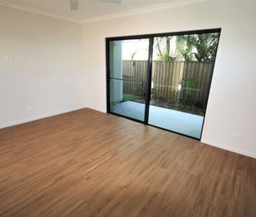 Air-Conditioned Townhouse in Great Location Close to the River - Photo 6
