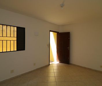 Casa para alugar com 28m², 1 quarto e sem vaga - Photo 1