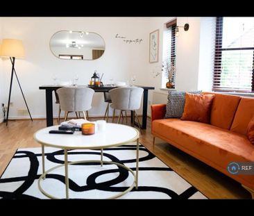 4 bedroom detached house to rent - Photo 3