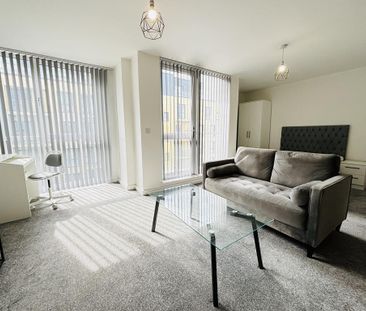Studio to rent - Photo 6