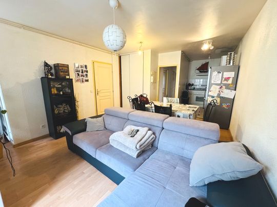 Location Appartement 3 pièces 51m² ROMANS SUR ISERE 26100 - Photo 1