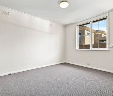 6/27 Pakington Street, Kew VIC 3101 - Photo 6