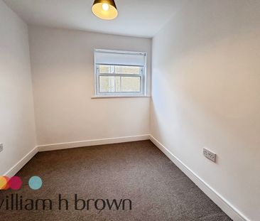 Holden Close, Braintree - Photo 2