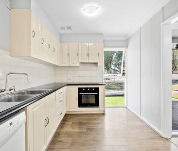 Fresh and Clean inside and out !! - Photo 4