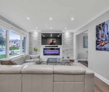 For Lease - 115 Ashbourne Drive, Toronto, Ontario - Photo 4