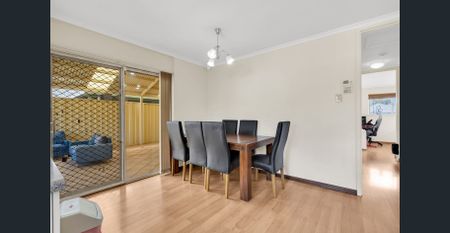 Spacious Family Home in a Quiet Convenient Location - Photo 5