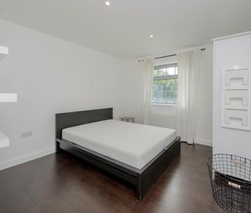 2 bedroom maisonette to rent - Photo 2