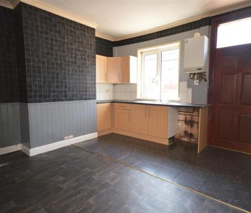 2 bedroom terraced house to rent - Photo 3