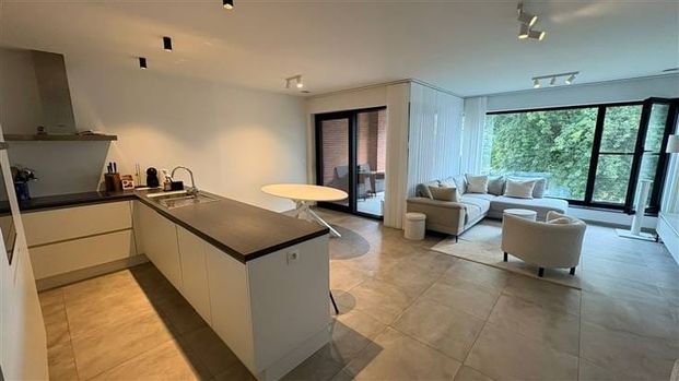 Appartement te huur - Photo 1