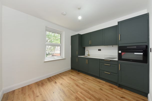 1 Bed Flat, Brockley Road, SE4 - Photo 1