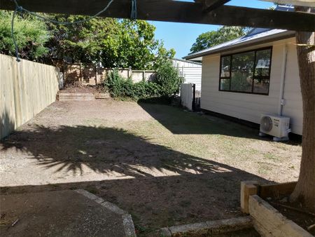 7 Unit 2 Albertson Place, Manurewa - Photo 3