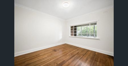 2/490 Toorak Road, Toorak, Vic 3142 - Photo 5