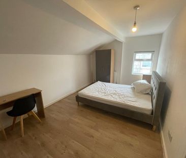 Room in a Shared House, Laburnum Road, L7 - Photo 2