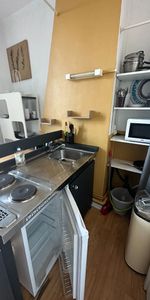 Location Appartement 1 pièce 15m² - Photo 3