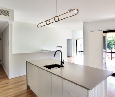 Coastal Living with Family-Friendly Design - Photo 4