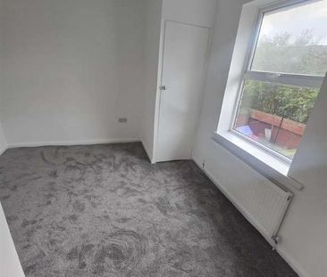 Kingsway, Fenham, Tyne & Wear, NE4 - Photo 3