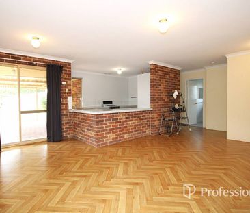 Charming Rustic Home - Photo 2