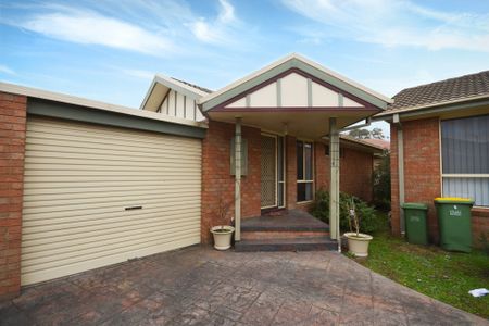 6/6 Mount View Parade, Mooroolbark - Photo 2