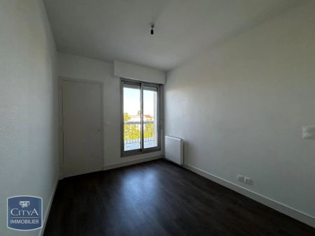 Appartement à louer 2 pièces 62.2m² - Photo 3