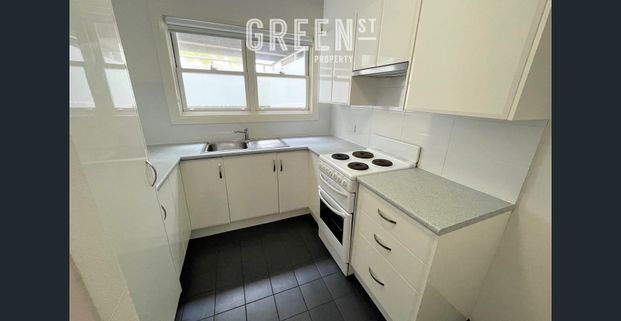 2 Bedroom Apartment With Breathtaking City Views - Photo 1