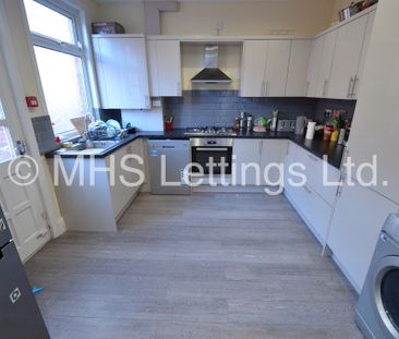 7 Bedroom End Terraced House for rent in Estcourt Avenue - Photo 5