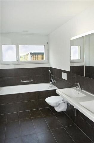 Residential happiness at first glance - Photo 2