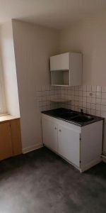 A LOUER- PLEIN CENTRE DE VERN SUR SEICHE- RENNES METROPOLE- Appartement de type 2 de 42,04m² ha... - Photo 3