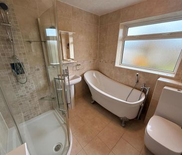 3 bedroom semi-detached house to rent - Photo 5