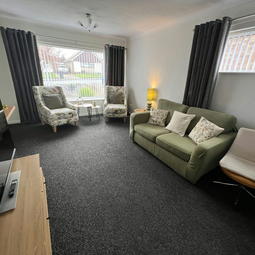 High Meadow, Grantham, NG31 - Photo 1