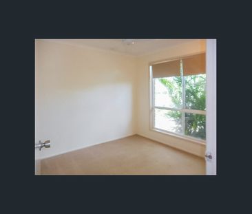 Home In Central Cannonvale - Photo 4