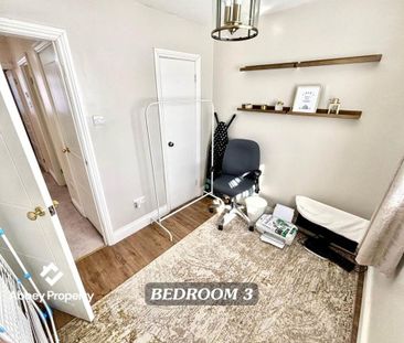 3 bedroom semi-detached house to rent - Photo 5