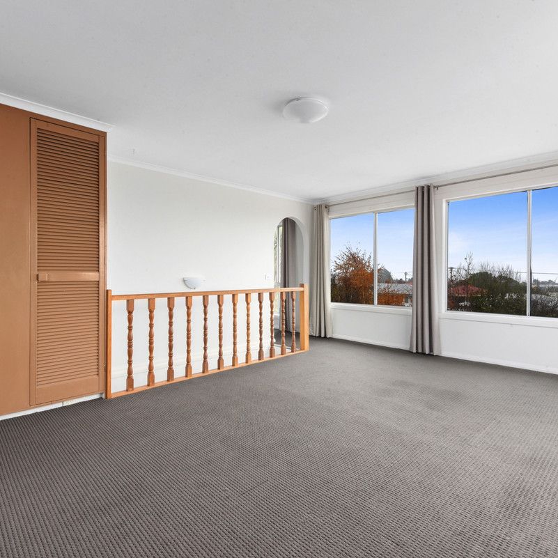 9 Helenwood Grove - Photo 1