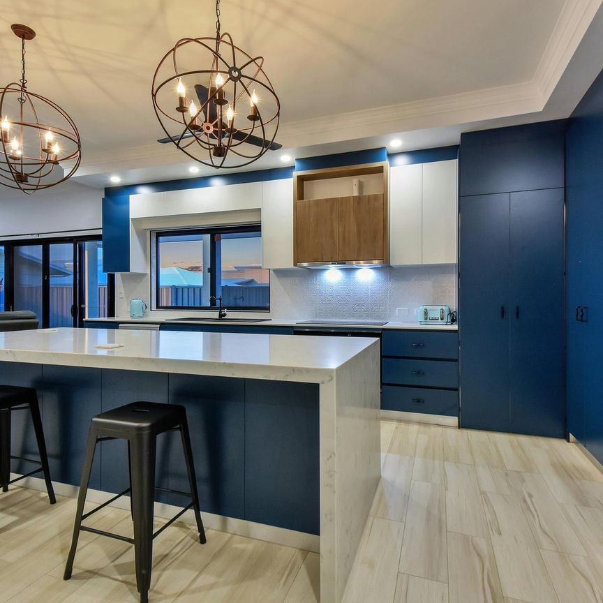 *LEASE BREAK* ELDERS IS PROUD TO PRESENT 13 LETTS CRESCENT, NORTHCREST! - Photo 1