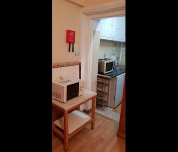 Studio Flat, Gloucester Place, NW1 - Photo 5