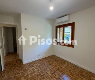 Chalet en alquiler en Calle de Jimenez Diaz, cerca de Calle del Doc... - Photo 4