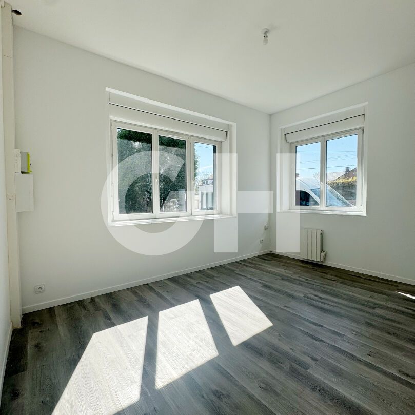 À louer : Charmant appartement 2 pièces à Maubeuge, quartier calme - Photo 1