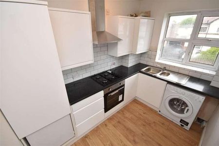 Downham Court, Downham Road South, Heswall, CH60 - Photo 2