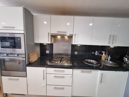 2 Bed Flat, Elm Road, HA9 - Photo 5
