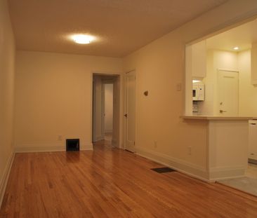 For Lease - 89 Rumsey Road, Toronto, Ontario - Photo 2